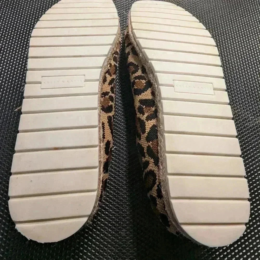 Kelly & Katie Animal Print Espadrilles Style Size 7M - Picture 4 of 10